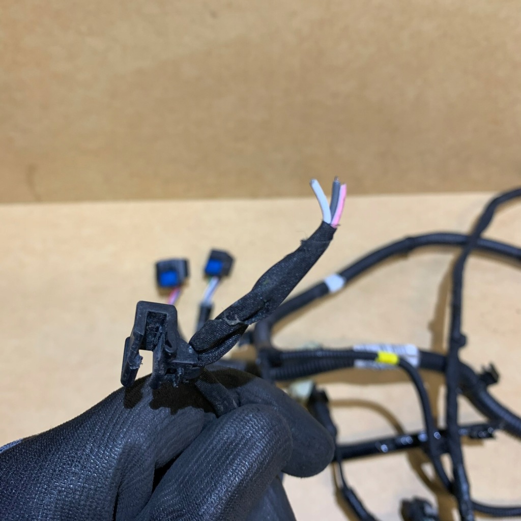 фото №4, Renault austral жгут электропроводка бампер перед pdc радар 253a92075r