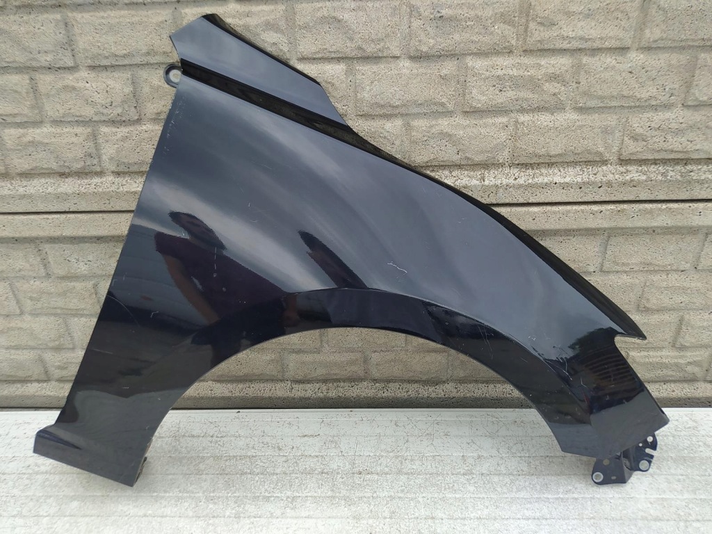 Купить Mazda 3 3 2014 - 2019 крыло  правый  передний оригинал