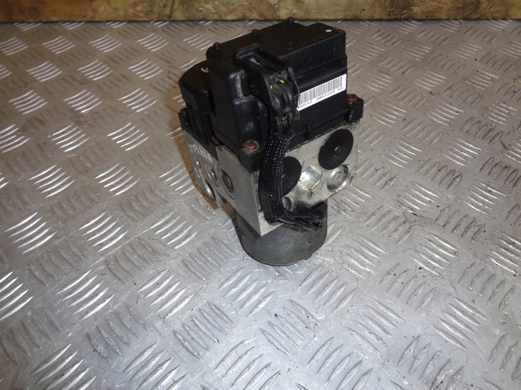 фото №5, Насос тормозная abs subaru impreza gd 2.5 2.0b 03-