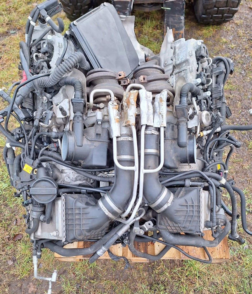фото №9, Двигатель kompletny s63b44b 4.4 l bmw m5 f10