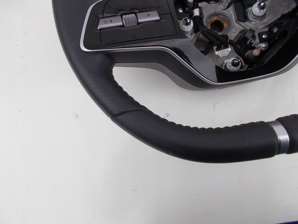 фото №7, Воздуховод автомобильная кожаный nissan ariya мультифункция