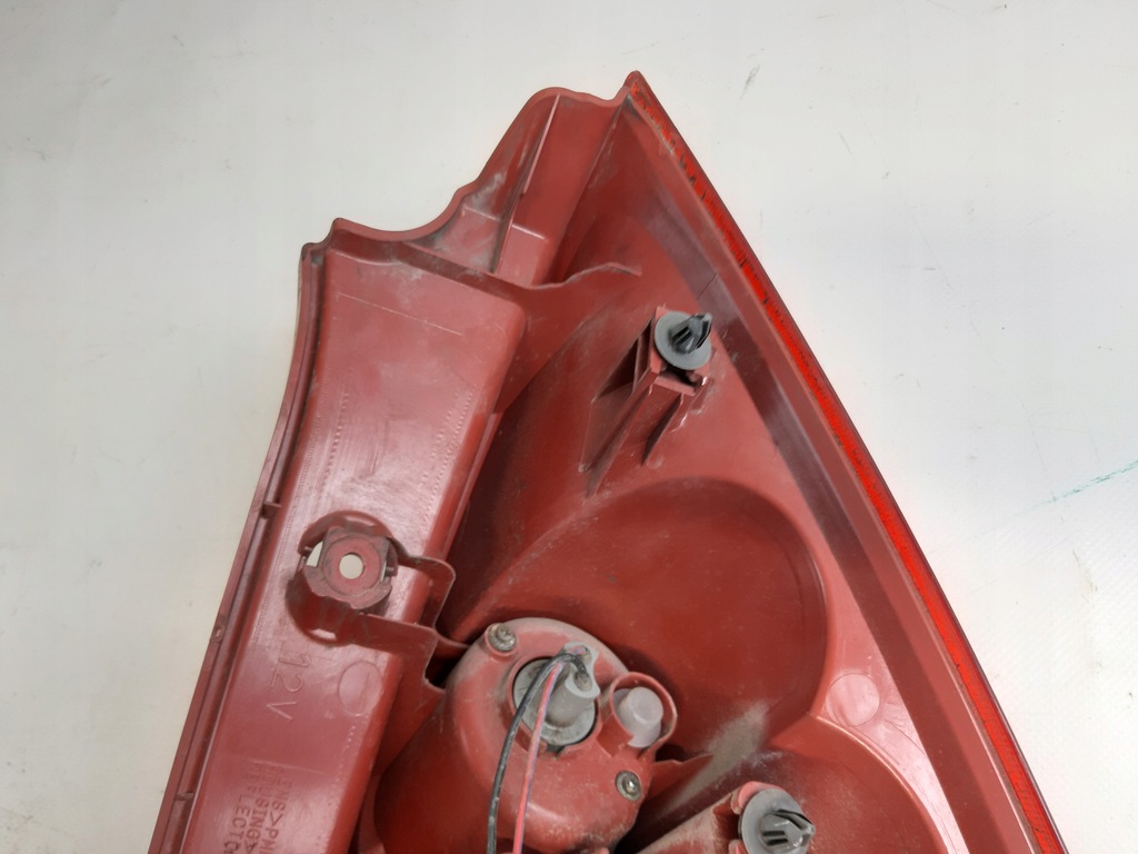 фото №11, Mazda 5 v 1 i лампа левая задняя лампа левый задняя