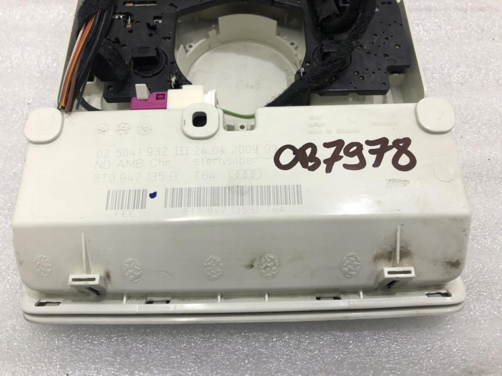 фото №5, Лампа освещение кабины audi a5 8t 8k0951177