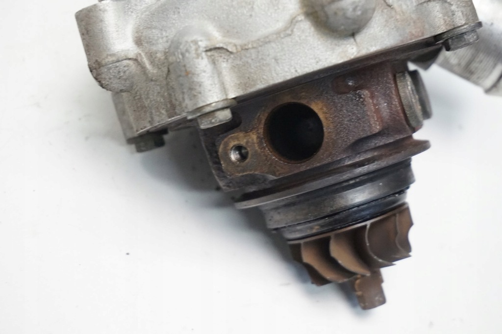 фото №8, Турбонагнетатель 53039700179 1,6 thp citroen c5 ii