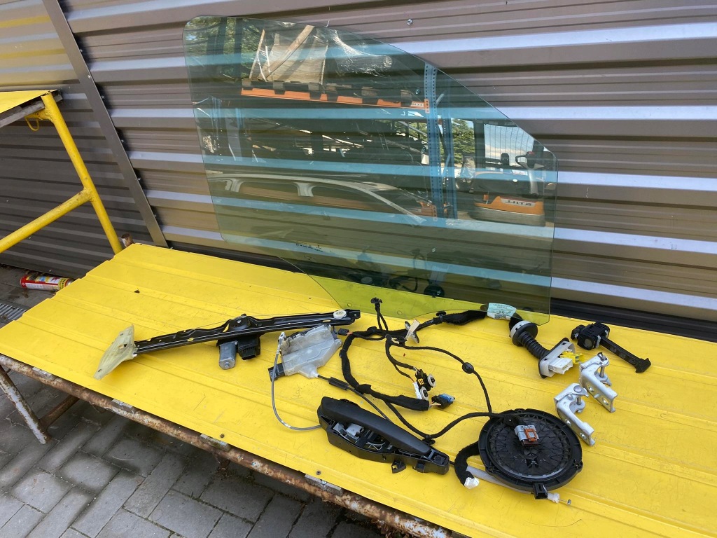 фото №2, Jumpy proace iii стекло дверь правый перед ручка петли