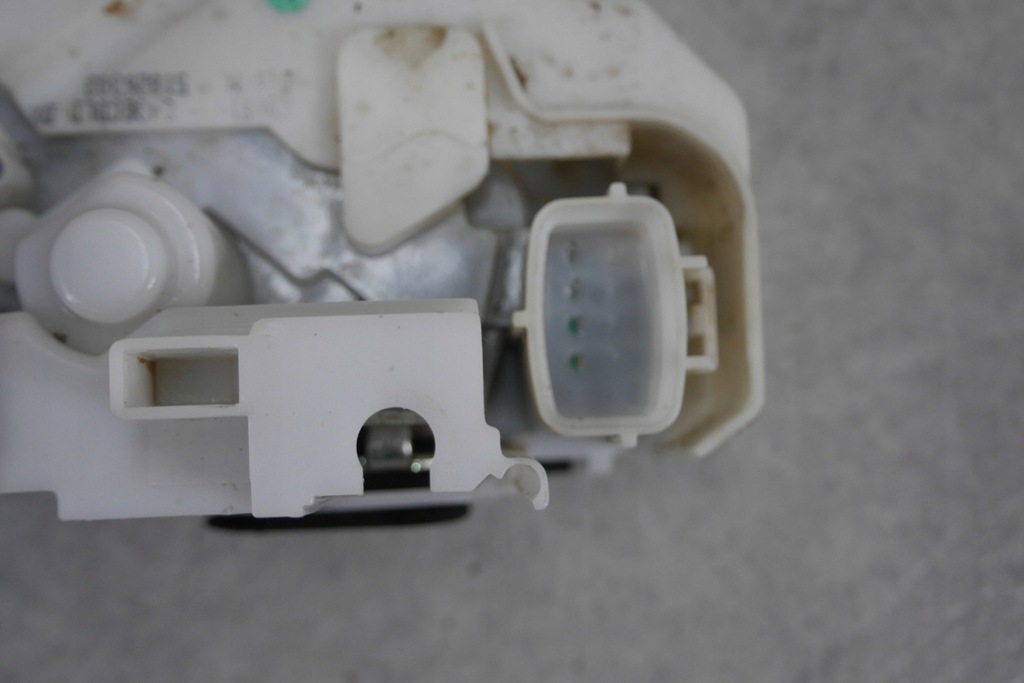 фото №5, Замок двері правий 4 pin lancia ypsilon ii lift eu