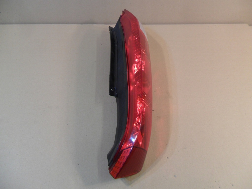 фото №9, Nissan x-trail i t30 lift лампа задня права