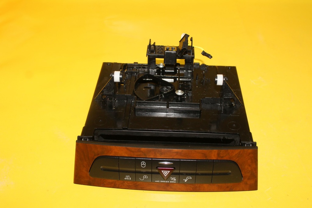 фото №7, Панель переключатель mercedes w211 a2116800552