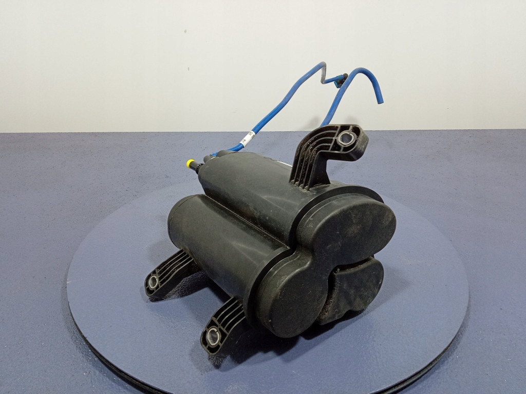 Bmw x3 g01 g02 f97 f98 бак фильтр угольный 7475675 Недорого