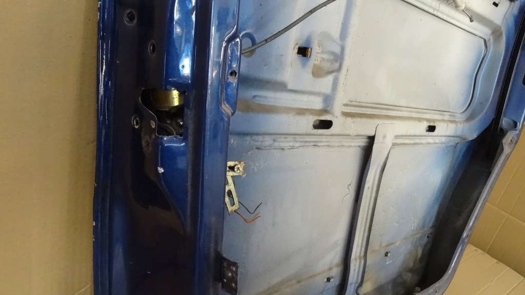 фото №16, Mercedes vito w638 дверь левая левый перед