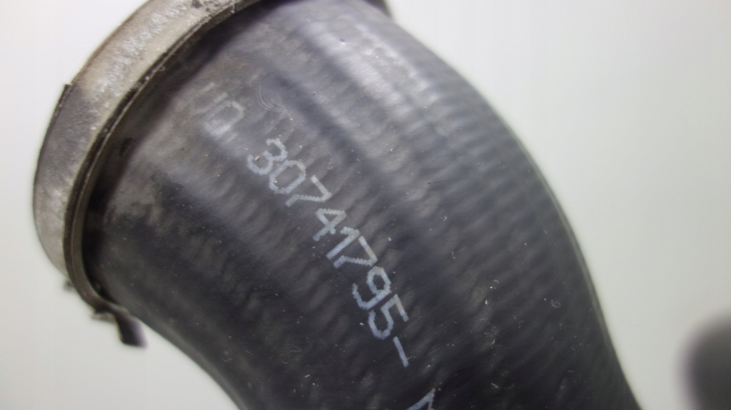 Volvo труба інтеркулер 30741795 Доставка