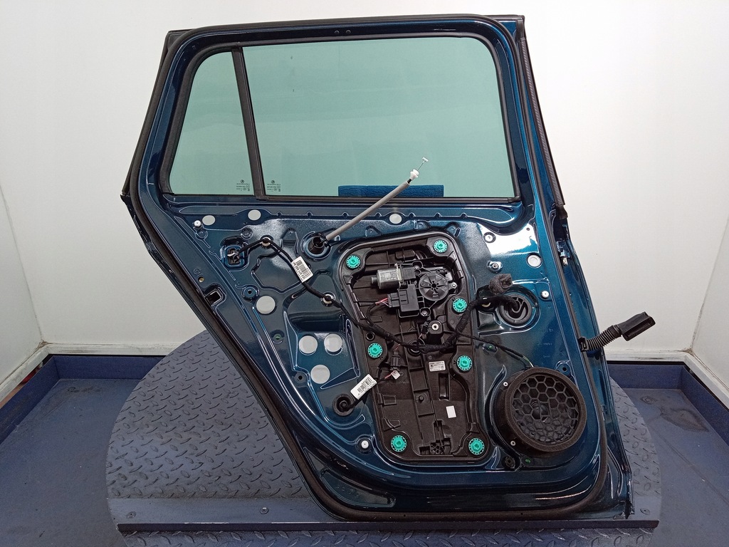 фото №8, Octavia iv kombi дверь задняя левая задние lw5q