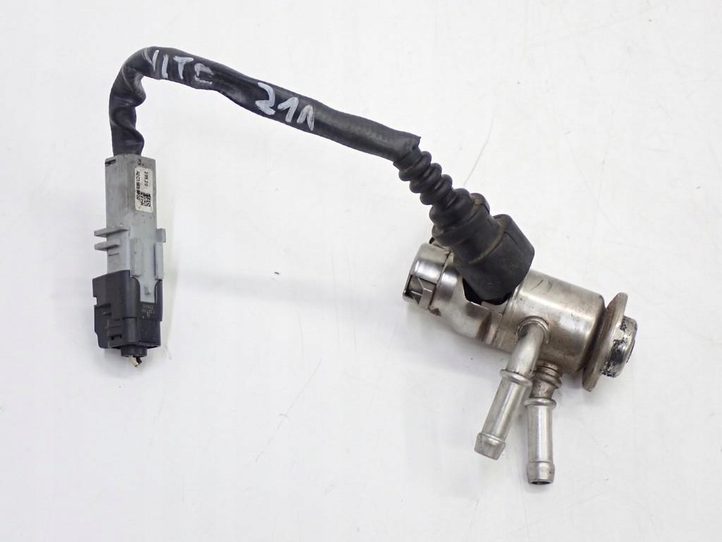 Купити Інжектор форсунка adblue 208997976r mercedes vito iii w447 1.7 cdi r9n 21r