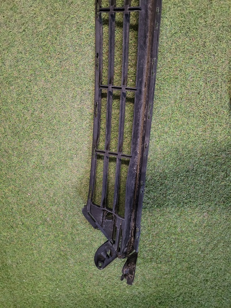 фото №6, Volvo s60 v60 решітка середня бампера 31455655