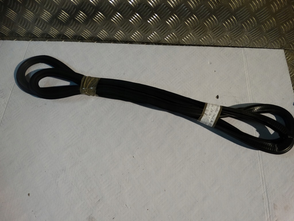 фото №1, Idealna прокладка двері передня audi a8 d4 1