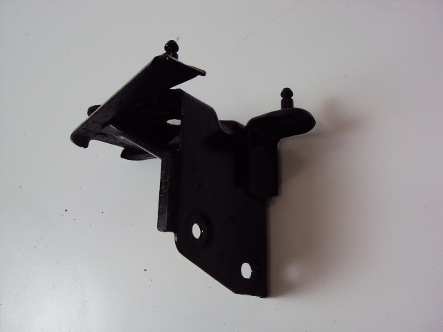 фото №4, Кронштейн насоса abs audi tt 8s s-line 18 r