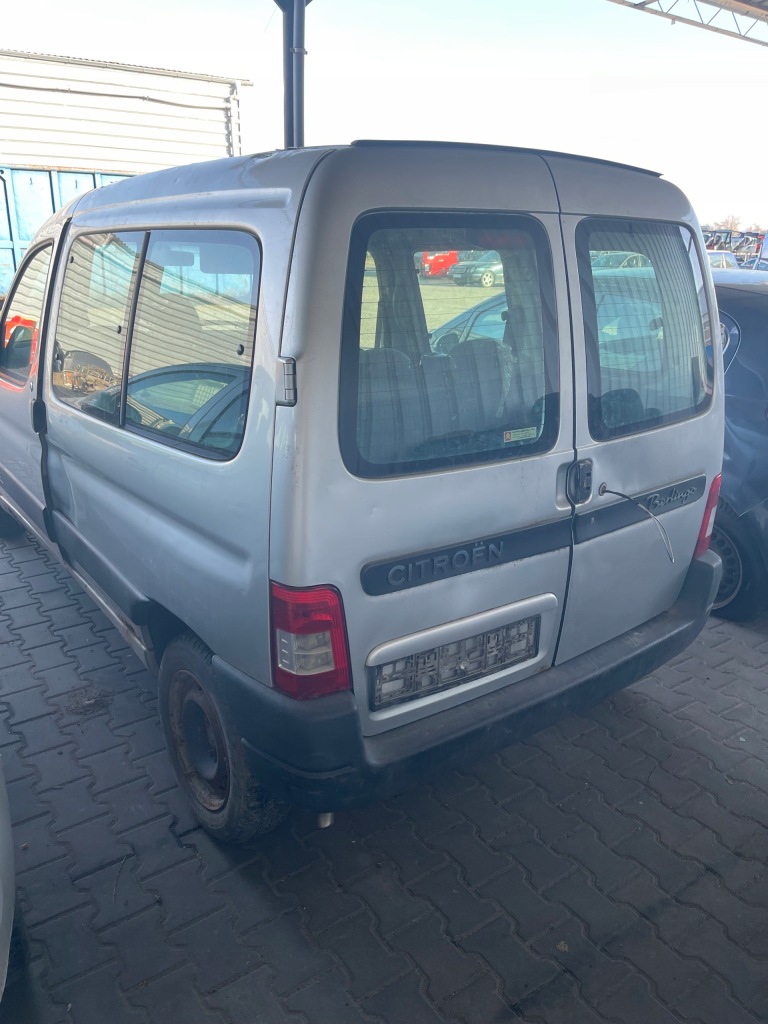 Купить Citroen berlingo 1 стекло задняя левая w дверь