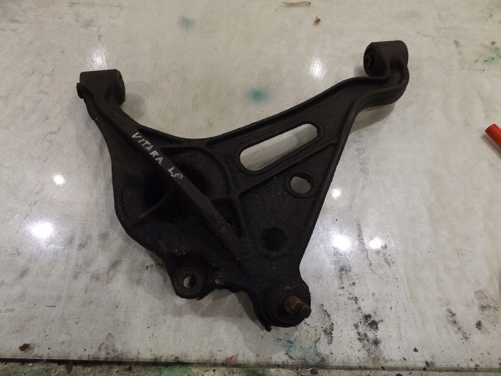 фото №1, Grand vitara xl7 рычаг левый перед