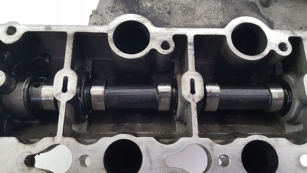 фото №7, Кришка клапанів вали chrysler voyager 2,8 crd