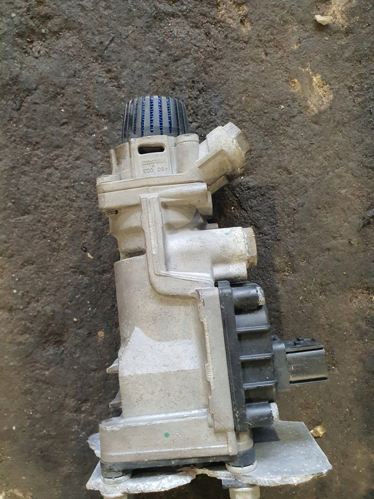 фото №1, Mercedes atego iii e6 клапан главный насос тормоза