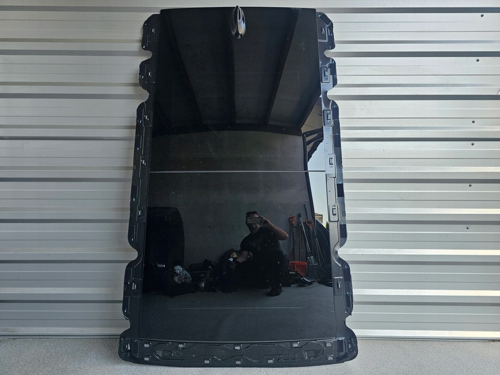 фото №1, Maserati grecale дах панорама скло