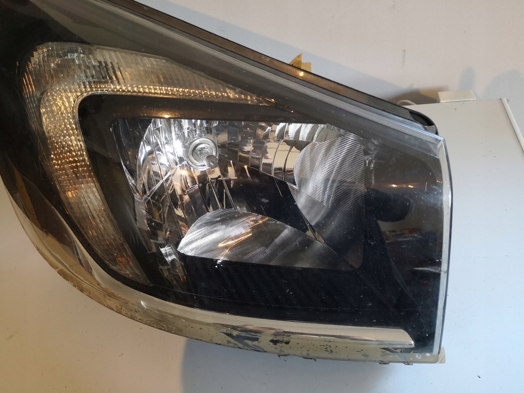 фото №7, Opel vivaro b лампа перед правая 260100647r