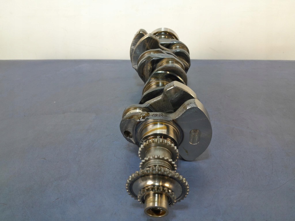 Mercedes c43 w205 amg 3.0 b wał колінчастий r27610 в Україні