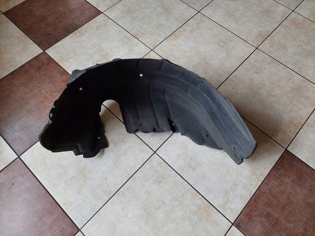 фото №1, Підкрилок - правий задня - toyota auris ii lift hb