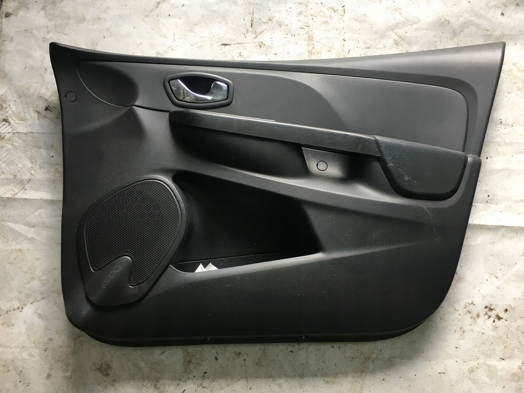 фото №1, Обивка обшивка дверь правый перед clio iv