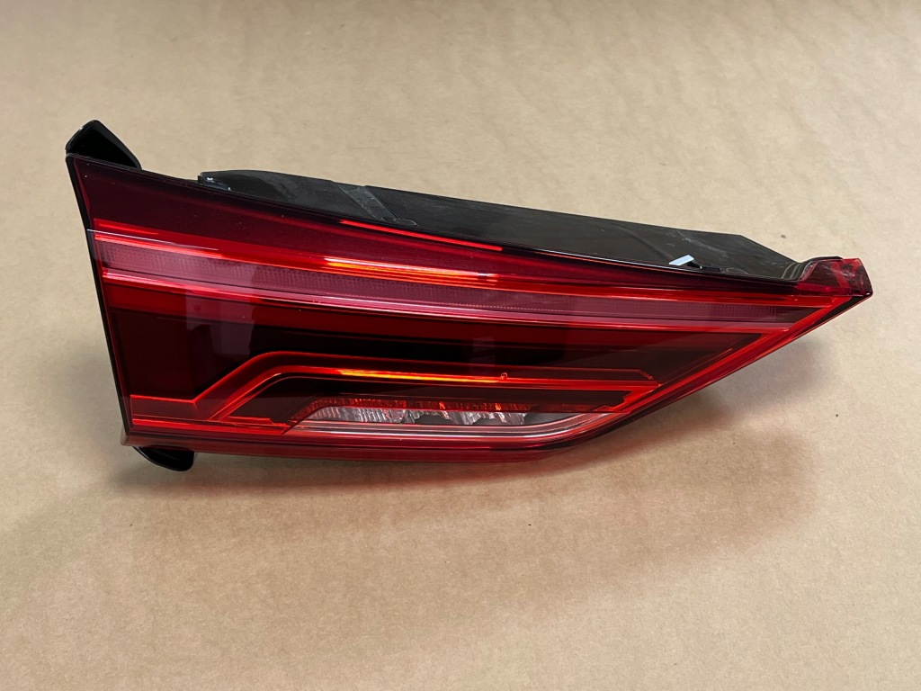 Купити Audi q3 83a фара задній led 83a945093a