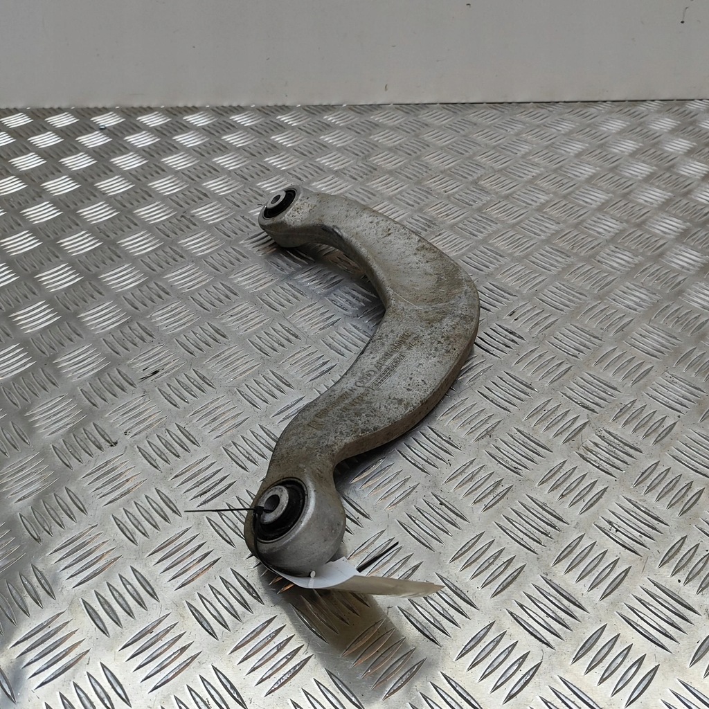 фото №6, Porsche macan 95b 2021 правая сторона верхний рычаг задний