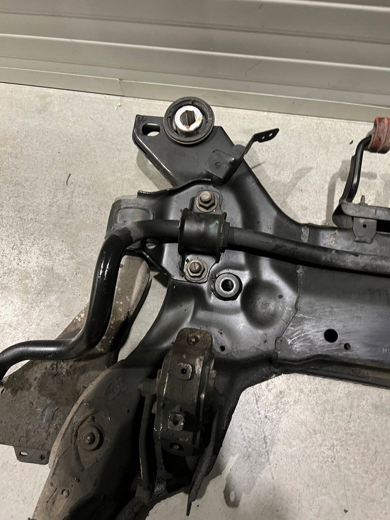 фото №5, Подрамник подрамник перед volvo s60 v60 i 2.0d автоматическая коробка передач