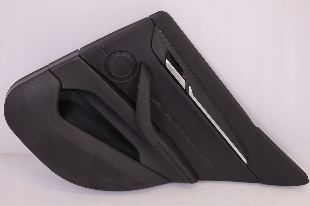 фото №1, Оббивка обшивка двері правий задня bmw x2 f39