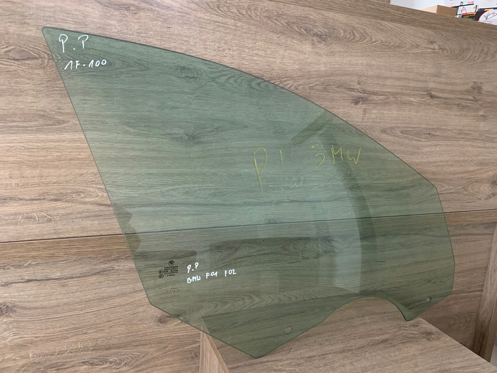 фото №1, Стекло дверь правый перед bmw 7 f01 f02