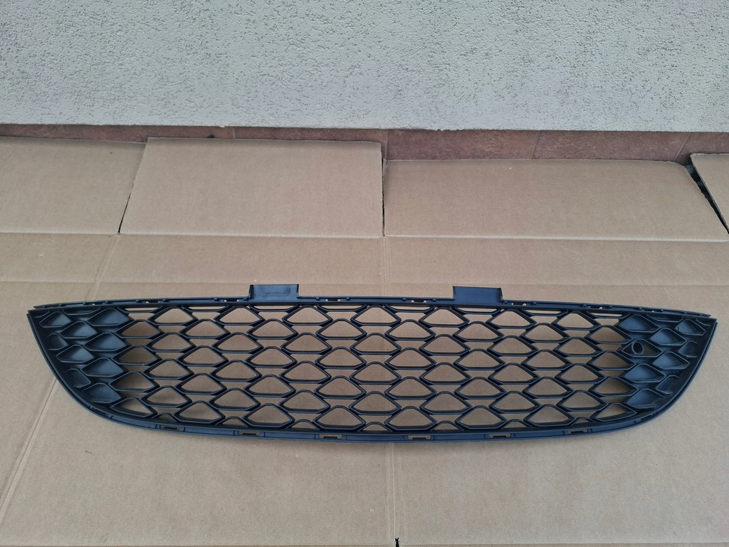 фото №1, Решётка бампера opel astra j opc оригинал