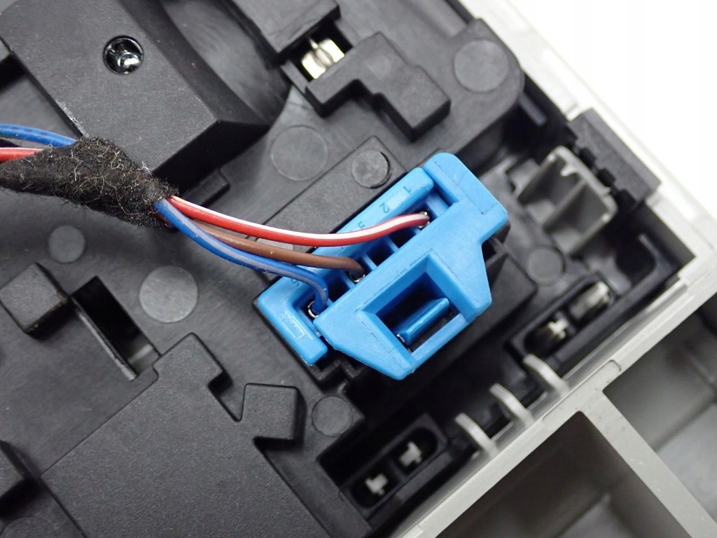 фото №9, Лампа салону кабіни оригінал 3b0035711b seat ibiza v 6f 20r