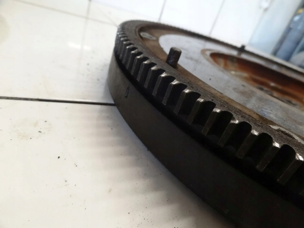 фото №14, Vw caddy iii 2004 2.0 sdi сцепление полный 038105273e