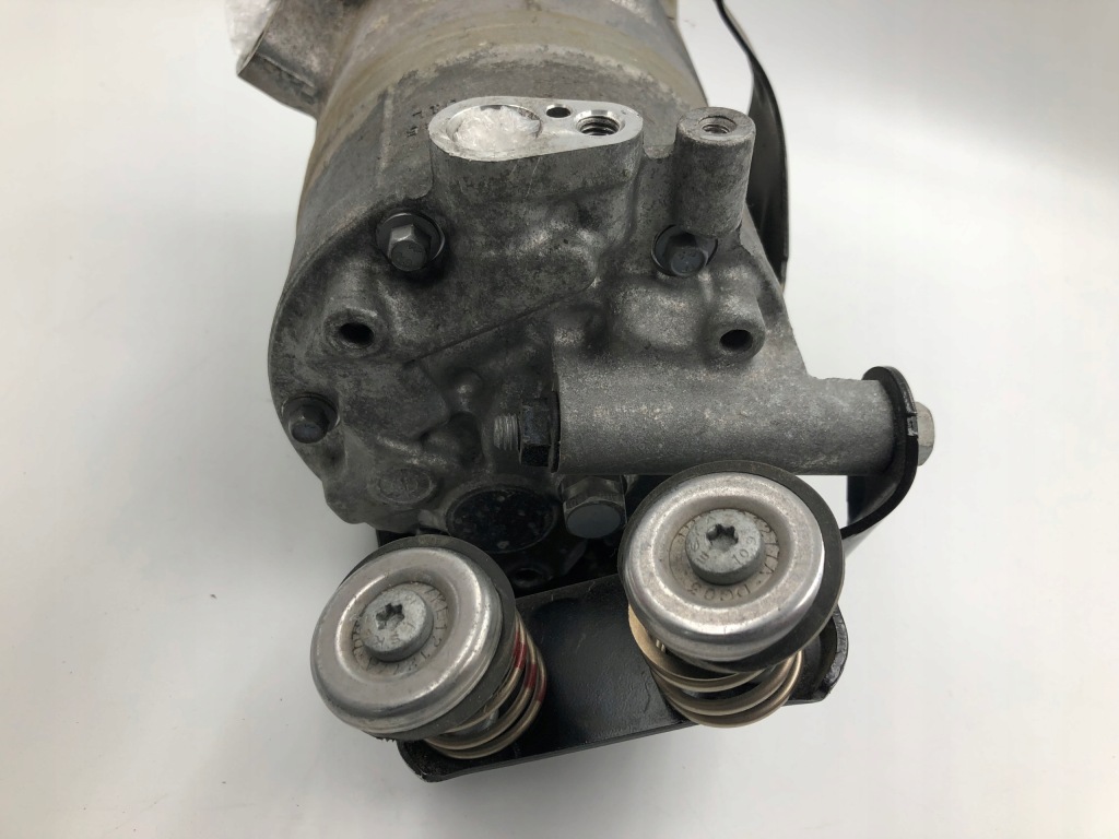 Компресор компресор кондиціонера + кронштейн кронштейн audi etron 4ke q7 Ціна