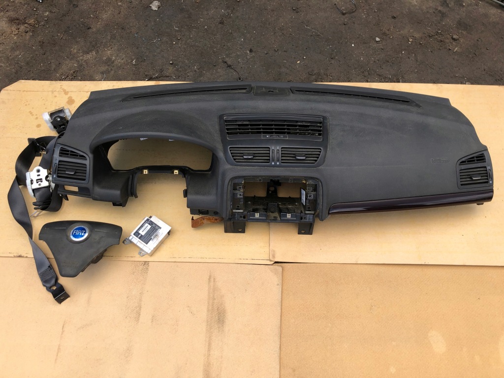 фото №1, Fiat croma консоль приборная панель подушка безопасности pulpit ремни 05-07