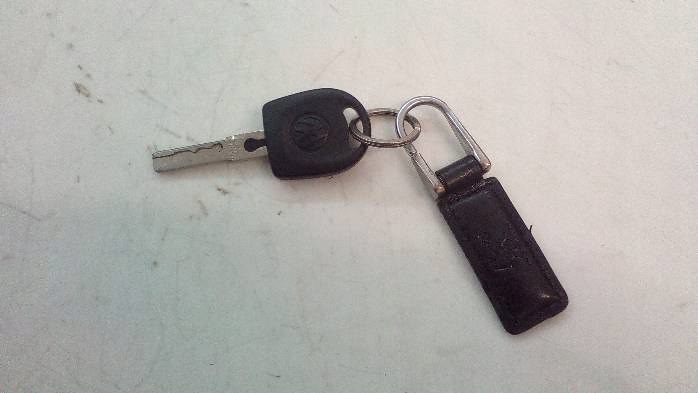 фото №8, Замок зажигания ключ vw polo 9n 1,2 b 4b0905851g