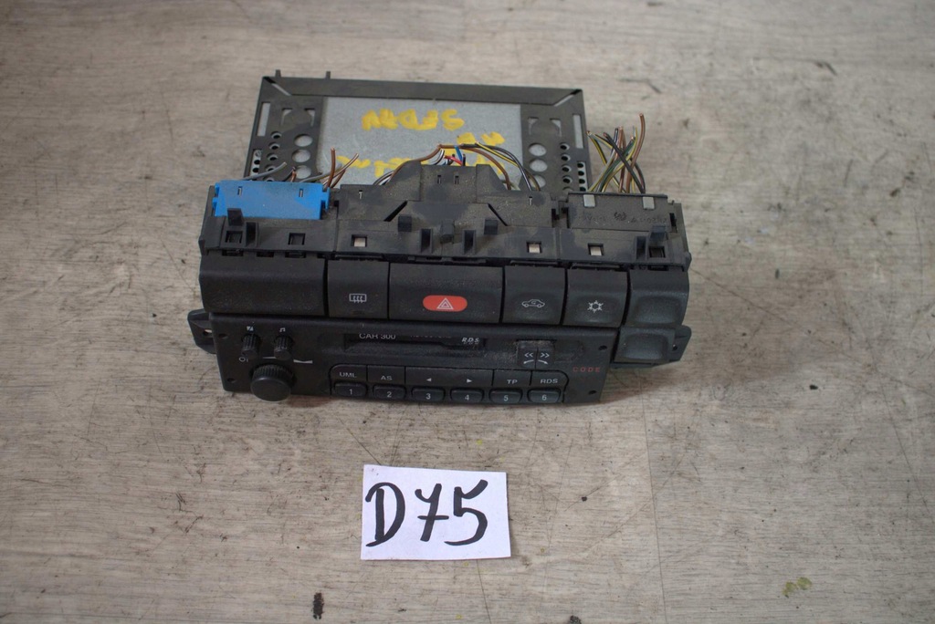 фото №1, Радіо автомобільні заводський na касети opel vectra b