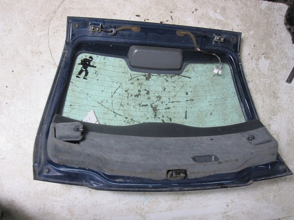 фото №8, Кришка багажника задня багажника volvo v40 98r