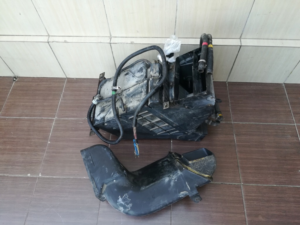 Купить Отопитель renault magnum 01-08 bez кондиционер оригинальный номер