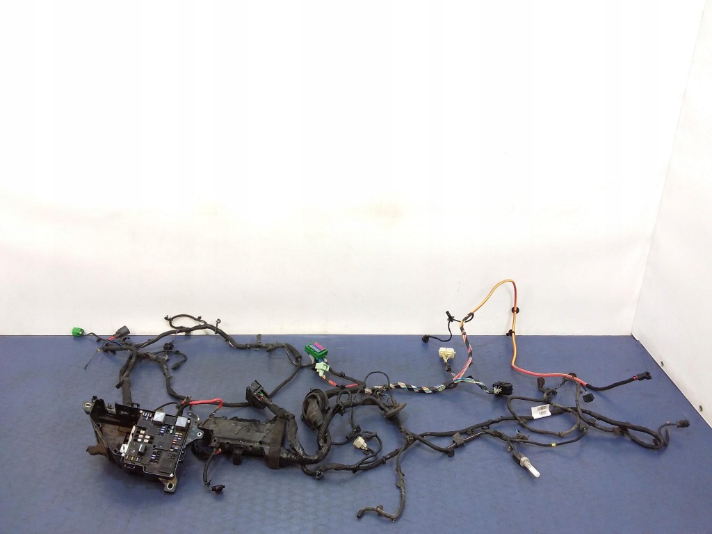 фото №1, Volvo xc60 ii 2.0 t5 электропроводка отсек двигателя