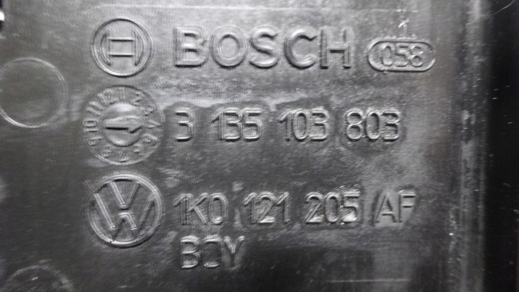 Vw caddy 3 рестайлинг  1.6 tdi 09r вентилятор радиатора 1k0121205af 1137328616 Киев