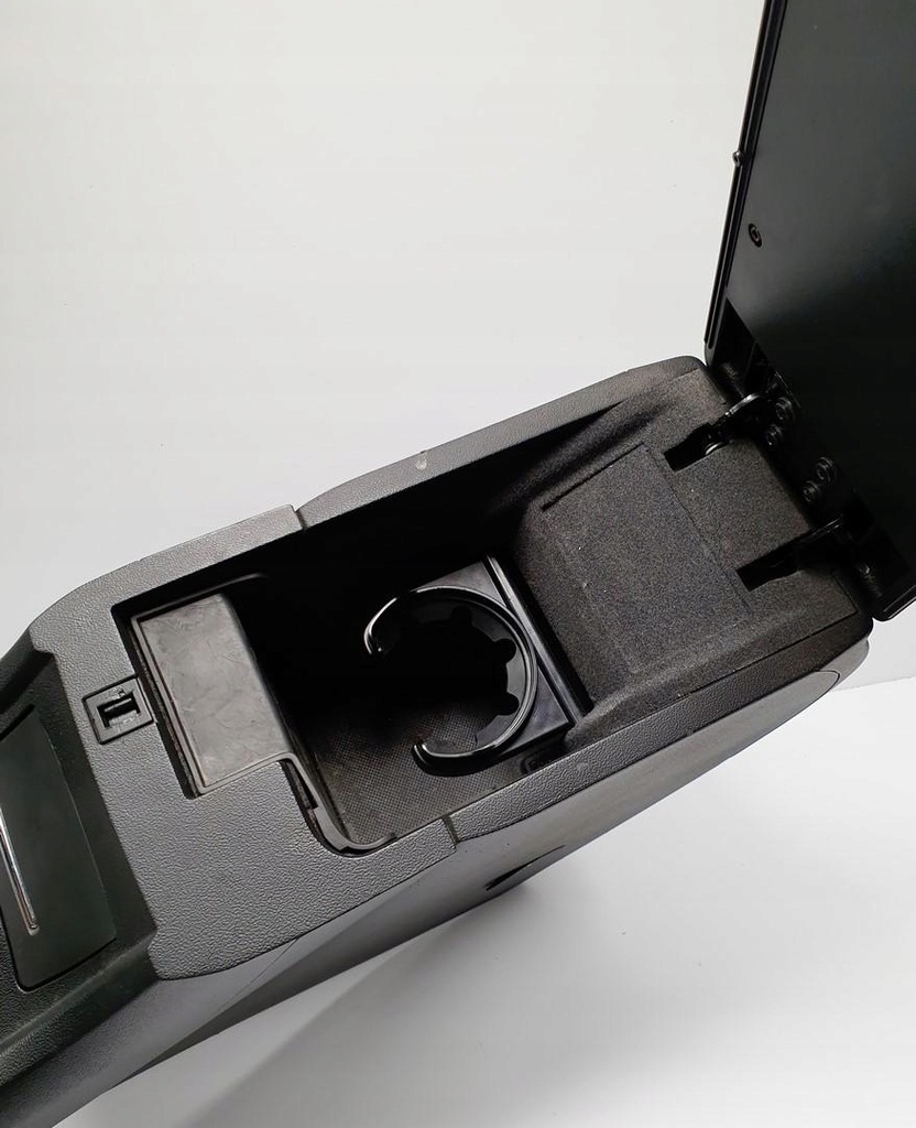 фото №7, Туннель средний подлокотник citroen c5 iii x7