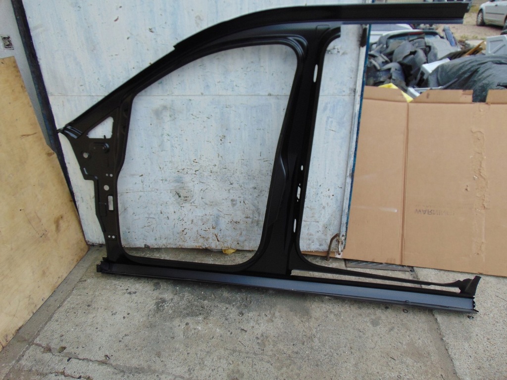 фото №8, Vw caddy v 20- блок двигуна поріг рама обшивка праве