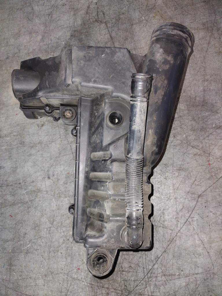 фото №5, Корпус фільтра повітря 3c0129607ab vw jetta