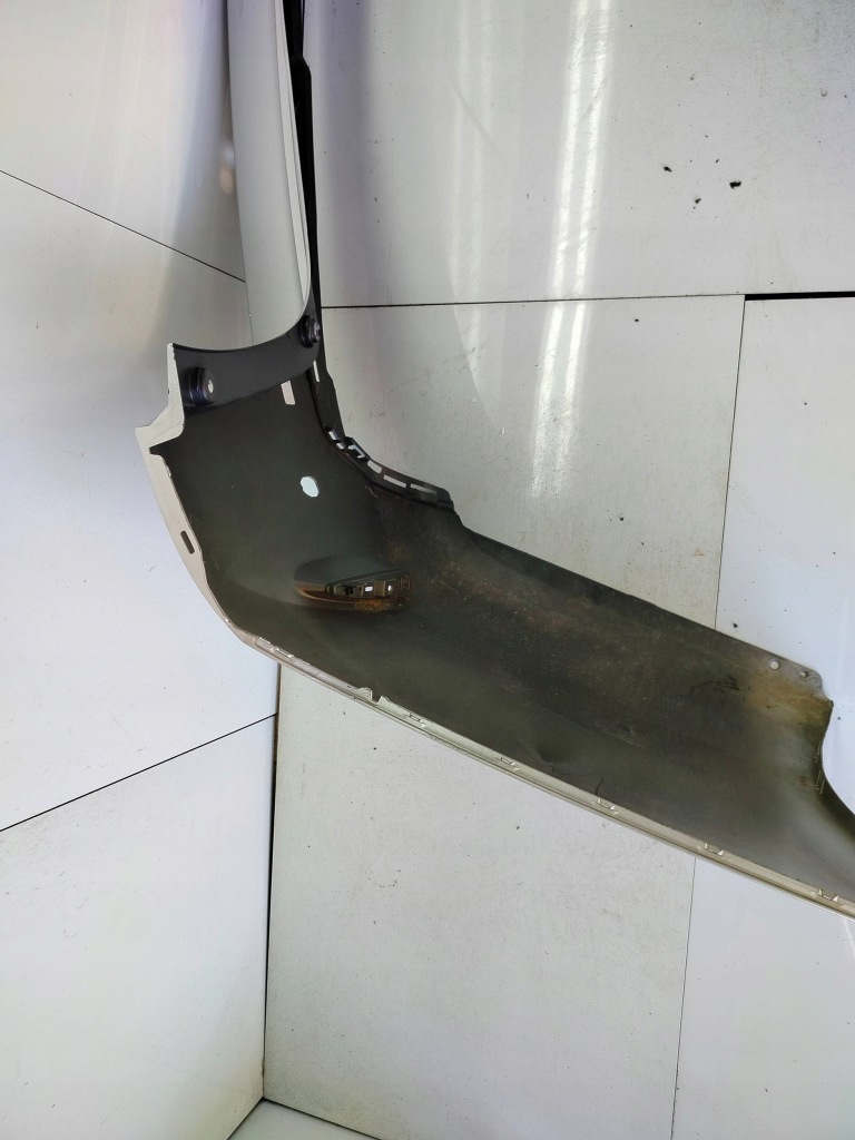 Бампер задний задний  toyota auris e180 52159-02870 Киев