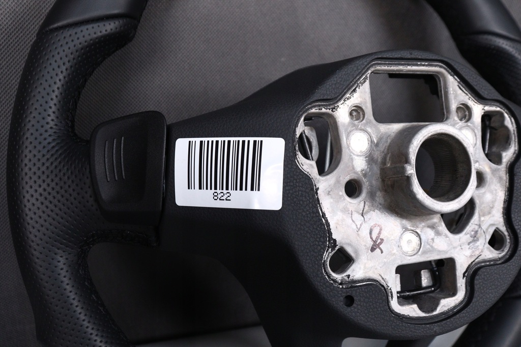 фото №11, Повітропровід шкіра пелюстки перемикання vw golf vii passat b8 lift tiguan ii arteon r-line